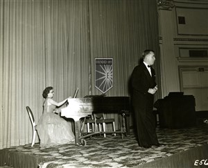 Image description is not available for 1955.119